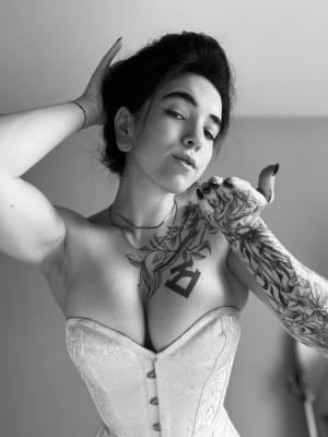 amberthevalkyrie Photo #18