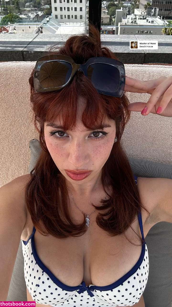 Dominique Arrona Photo #6