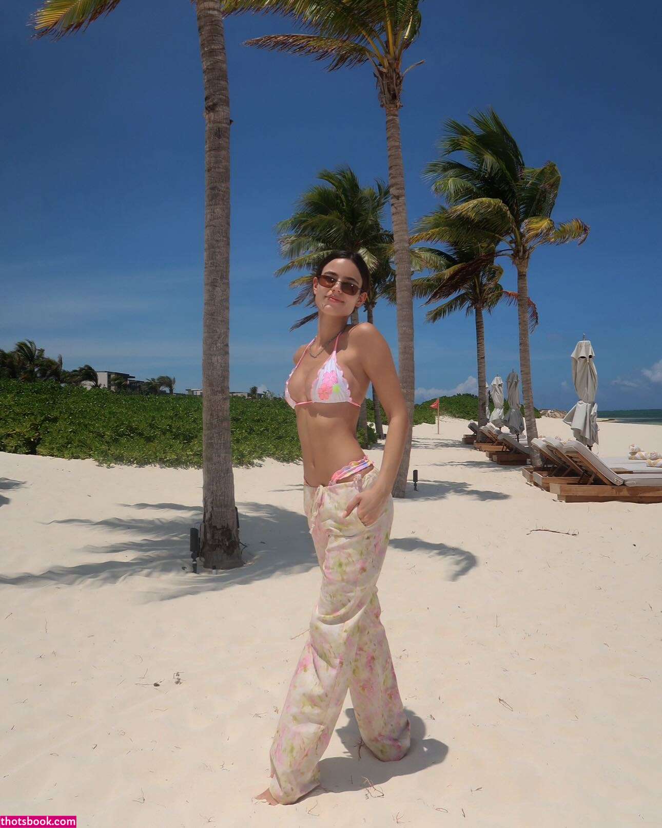 Ella Mendelsohn Photo #7