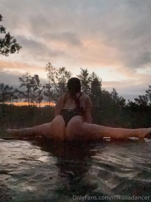 Mikailadancer Photo #23