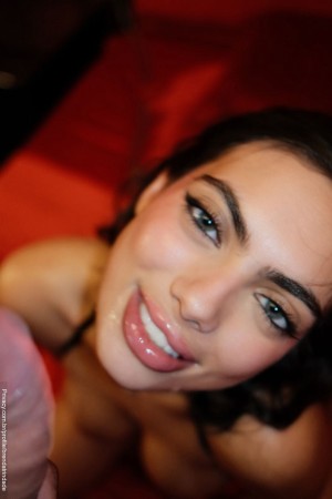 Brenda Trindade Photo #175