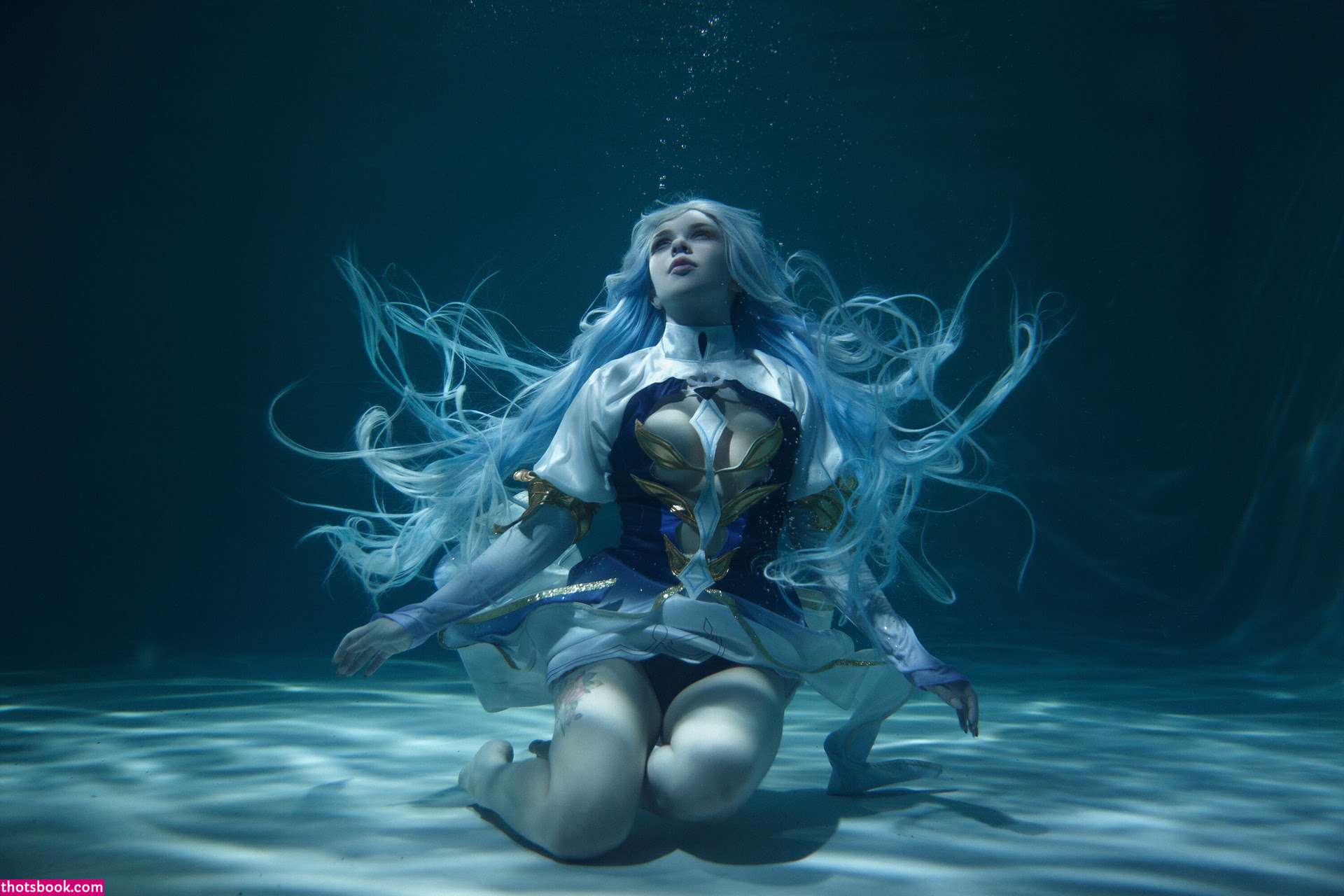 Mercurygin Photo #320