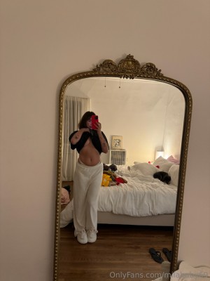 Mila Santos Photo #265