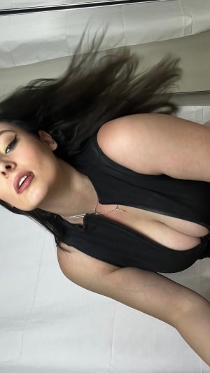 Christina Green Photo #8