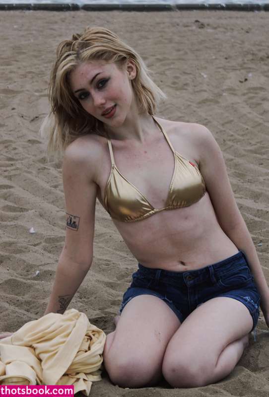 Valiantf0x Photo #32