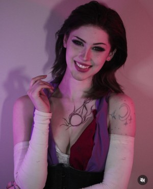 Valiantf0x Photo #40