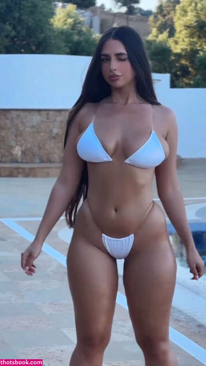 Eva Savagiou Photo #111