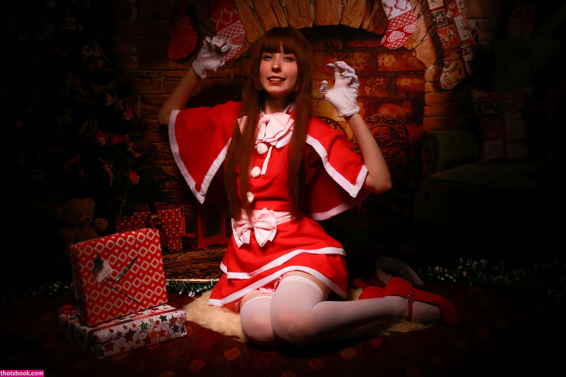 Kiki Glitter Photo #7