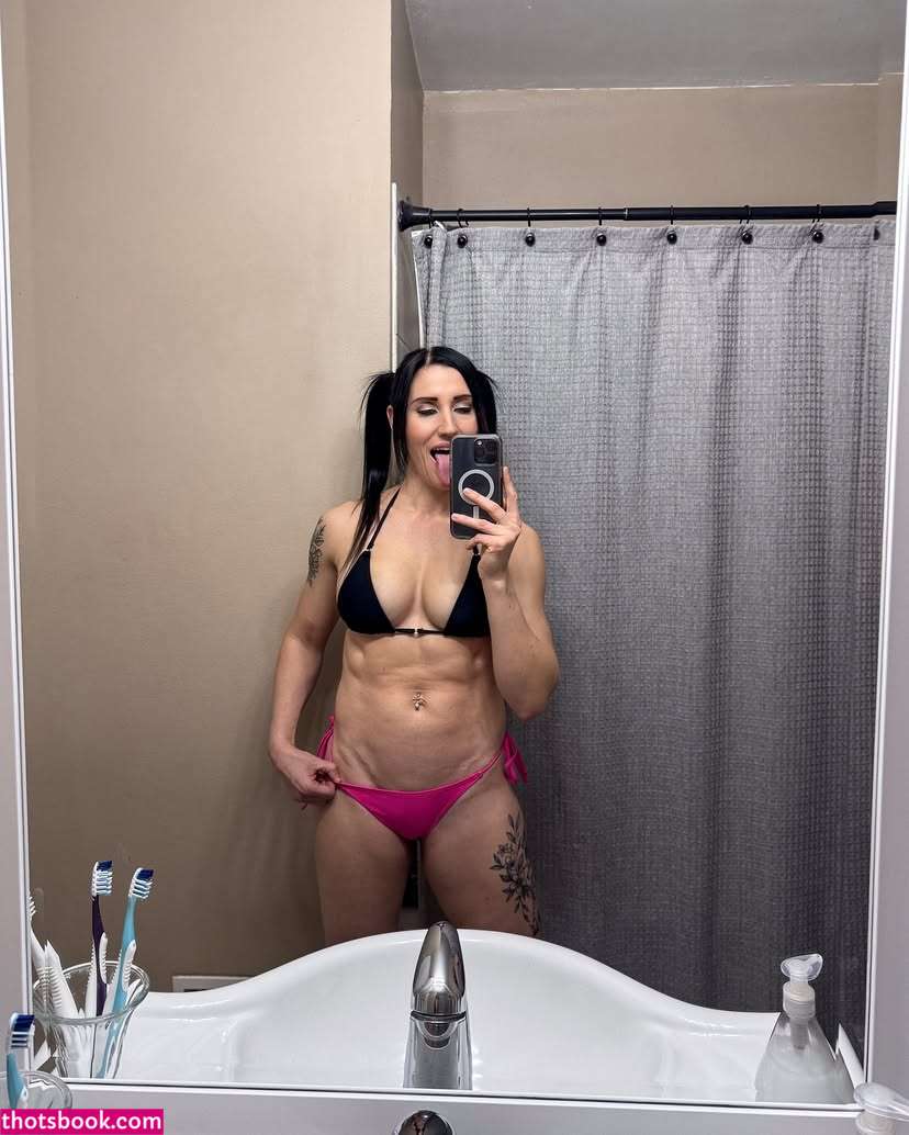 Lesley Cusumano Photo #24