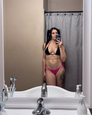 Lesley Cusumano Photo #25