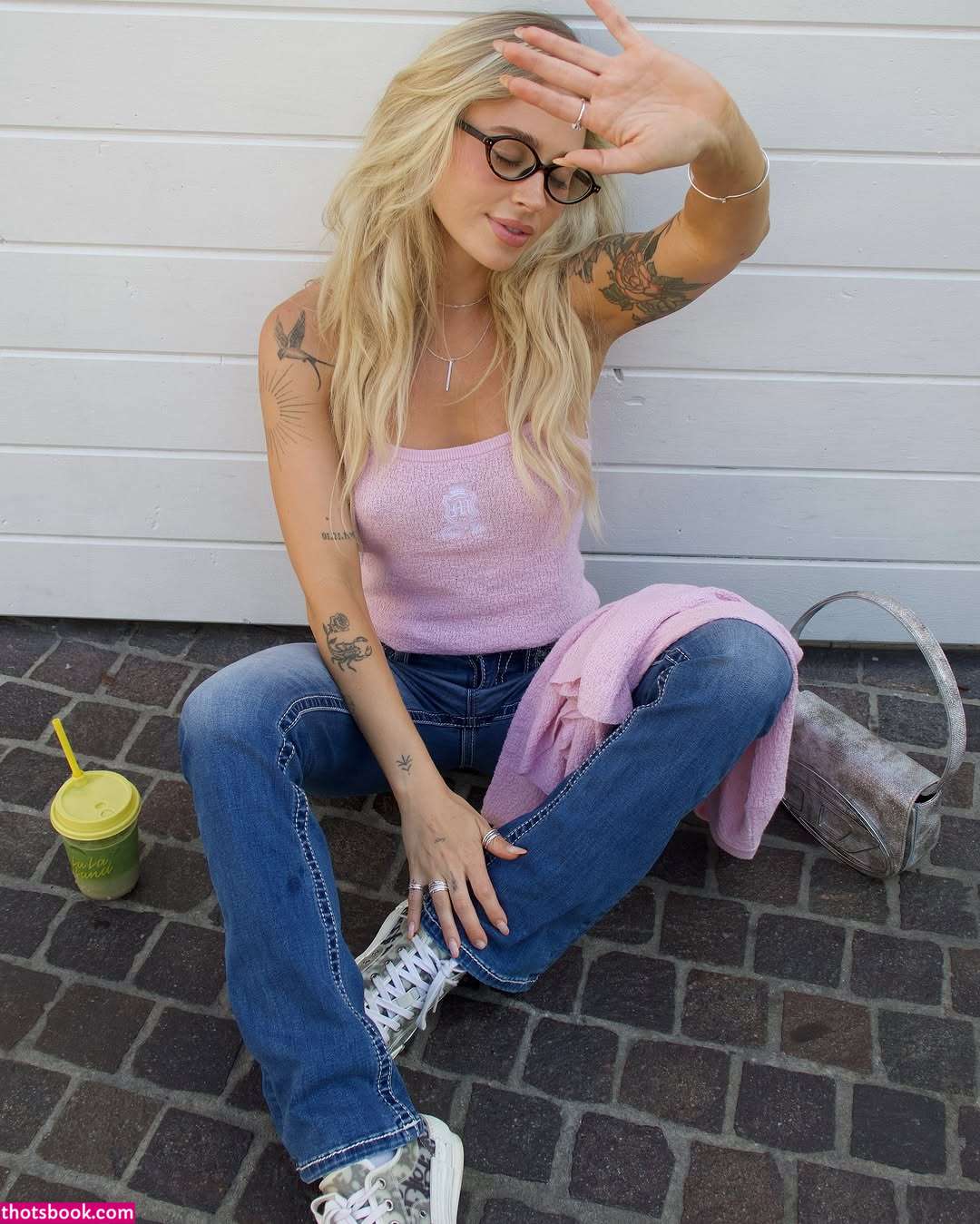 Leslie Golden Photo #26