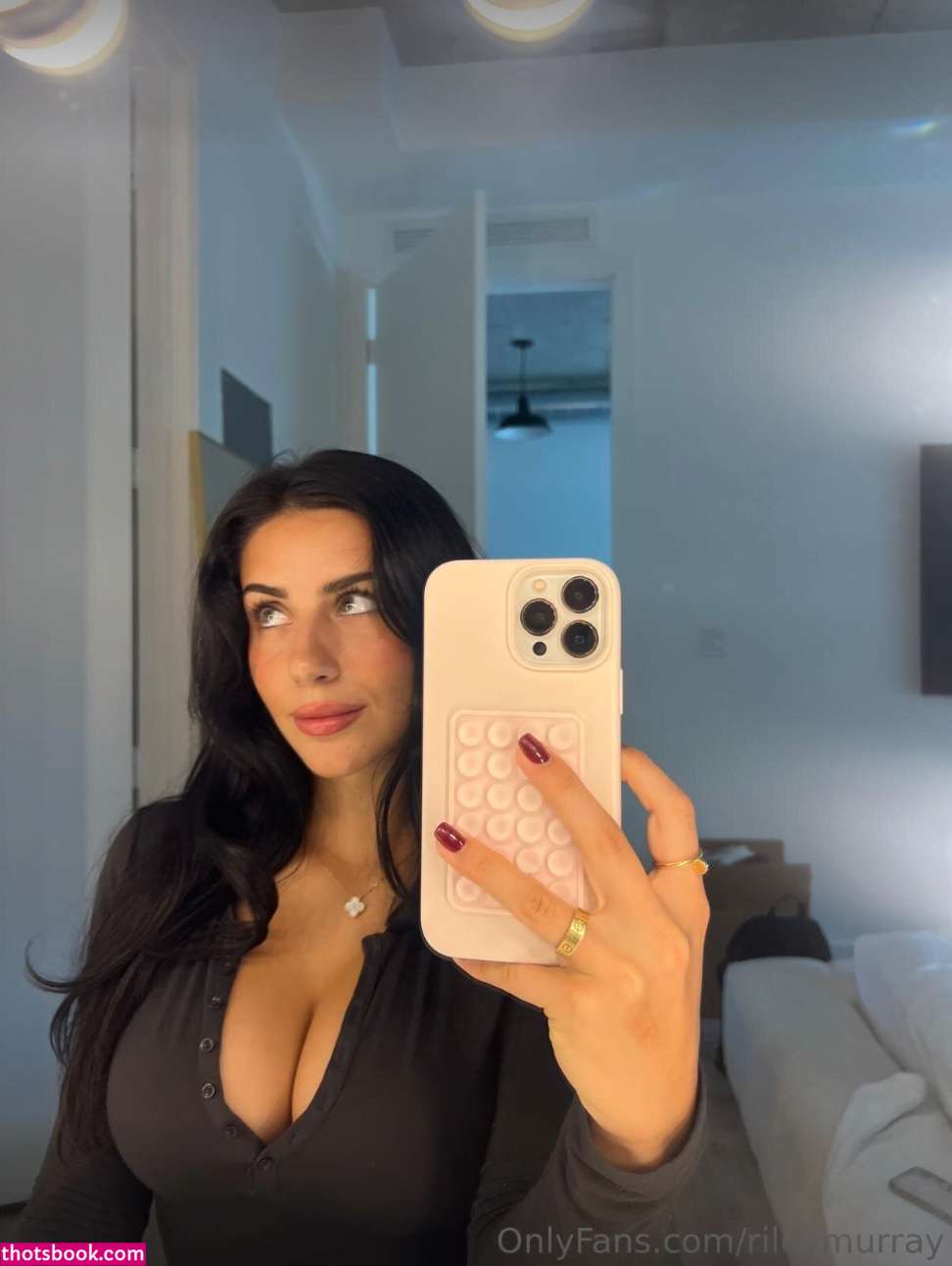 Riley Murray Photo #254