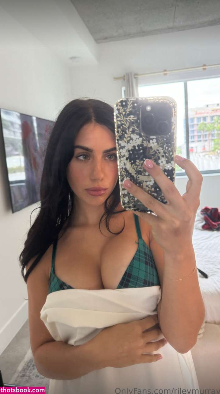 Riley Murray Photo #255