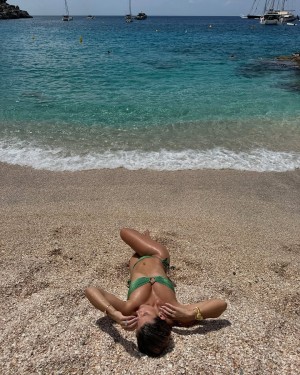 Natasha Oakley Post #2