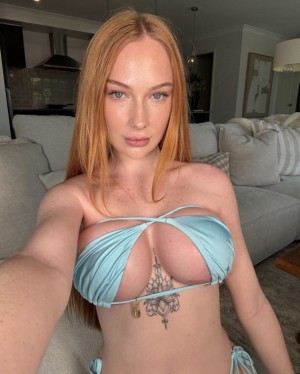 Ambergoeswildvip Photo #100