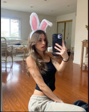 Eva Cudmore Photo #22