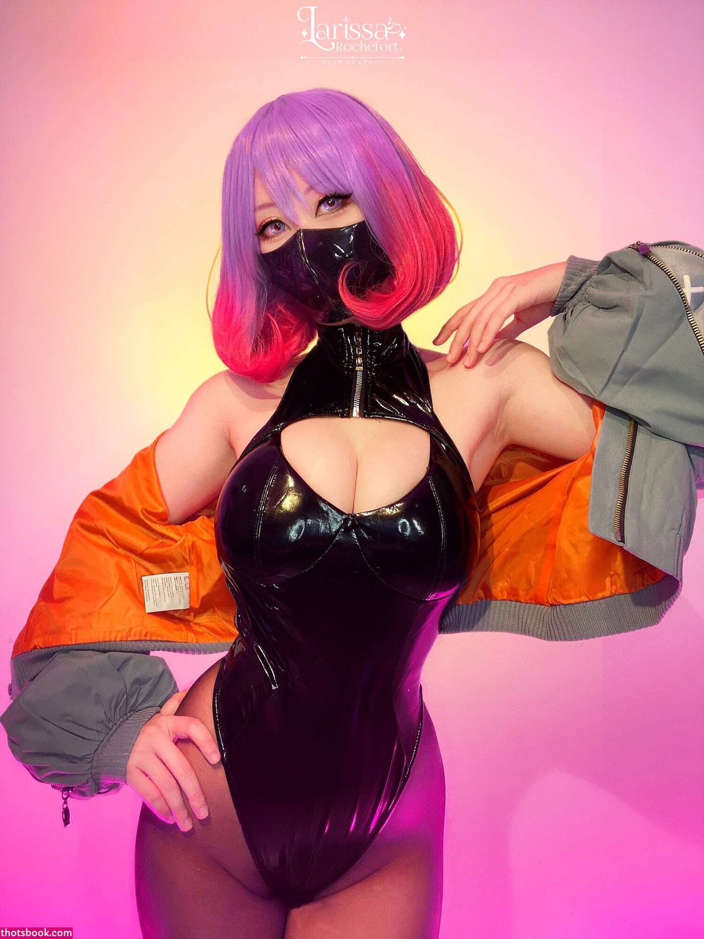 Larissa Rochefort Photo #25