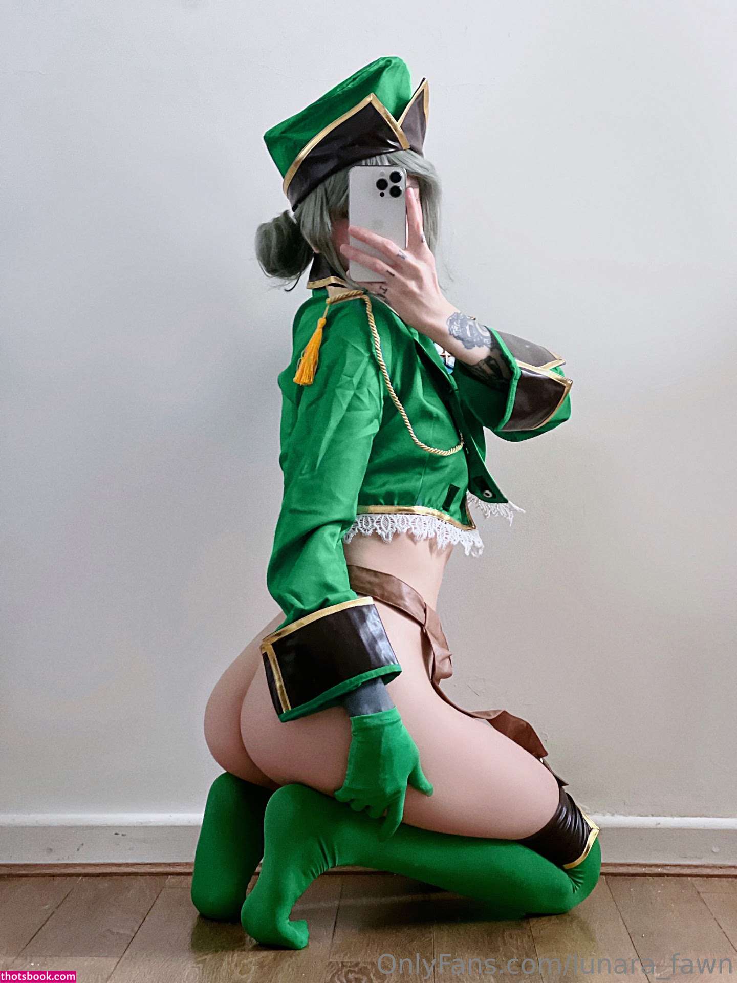 Lunara Fawn Photo #14