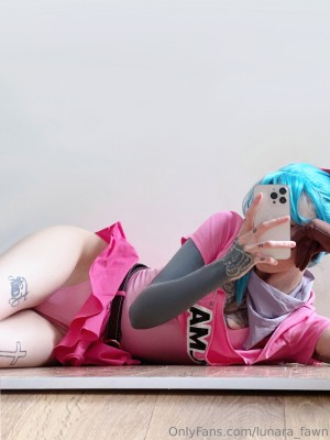 Lunara Fawn Photo #35