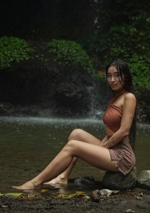 Hitomi Mochizuki Photo #79