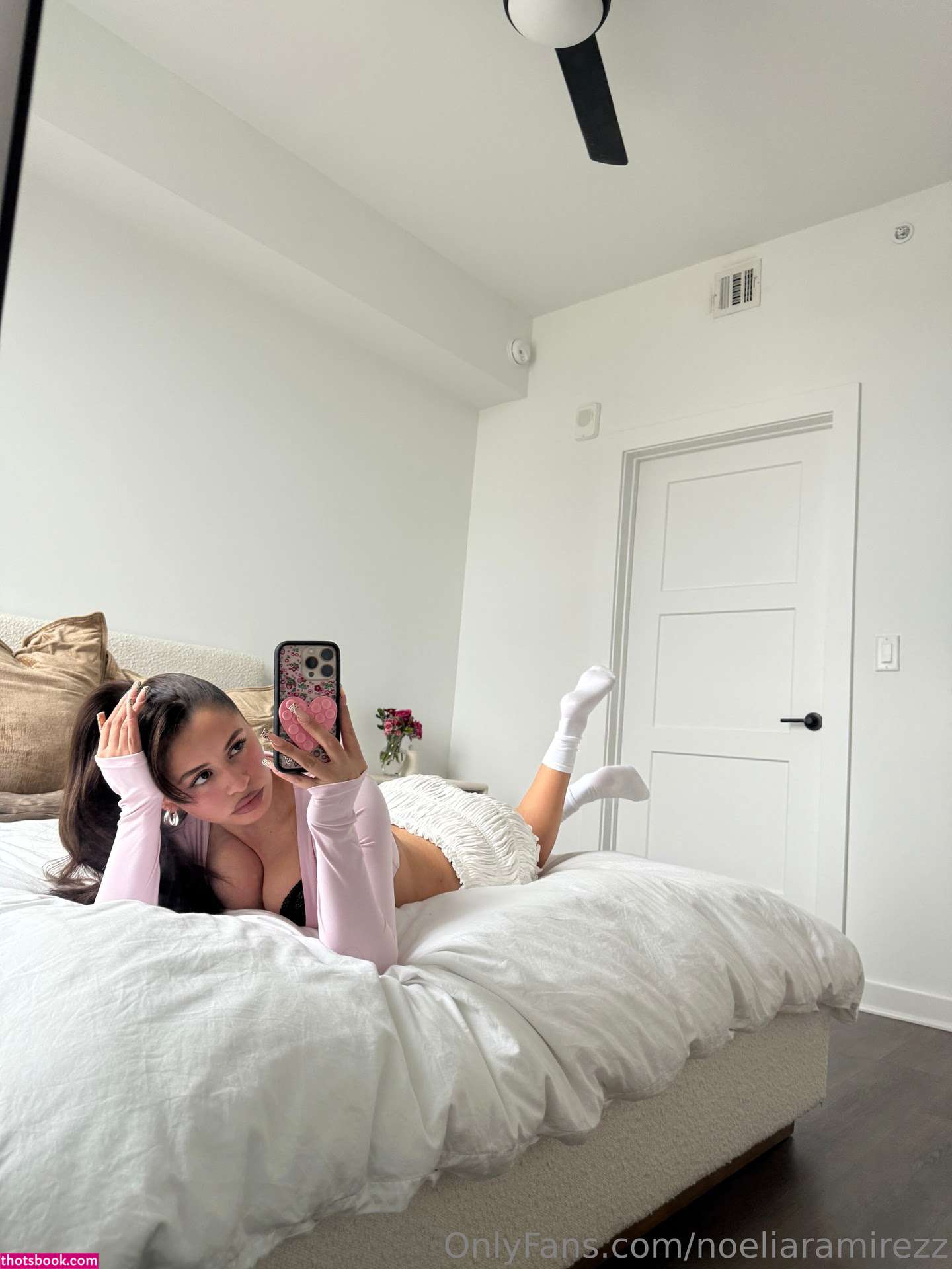 Noelia Ramirez Photo #6