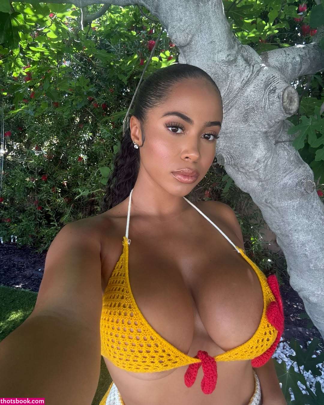 Yasmine Lopez Photo #194