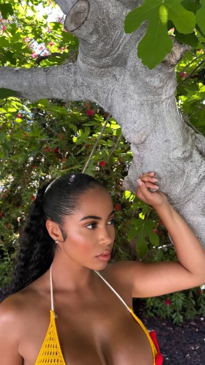 Yasmine Lopez Photo #189