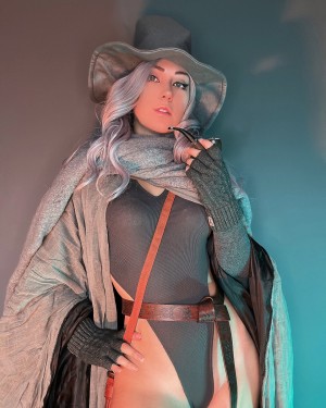 Anne Elisabeth Photo #6