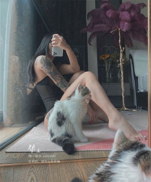 Hitomi Songyuxin Post #5