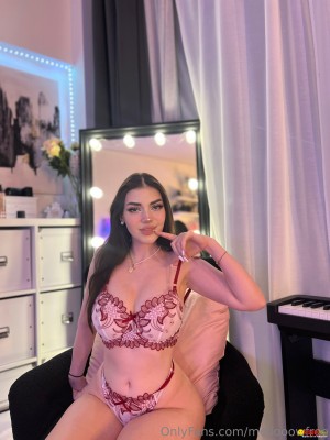 Mellow Maloni Photo #58