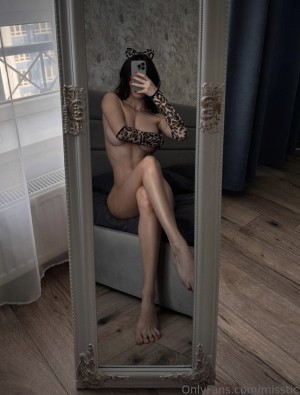 pretylittlething Photo #203