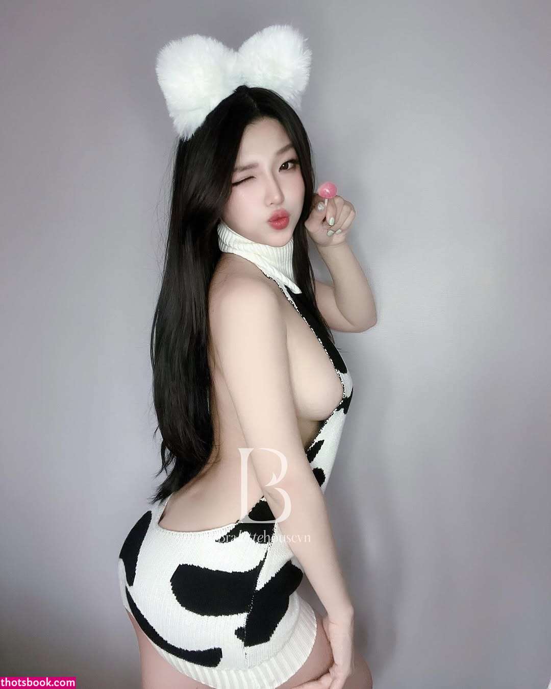 Duyenn Hipp Photo #17