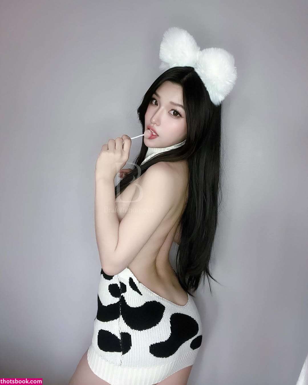 Duyenn Hipp Photo #19