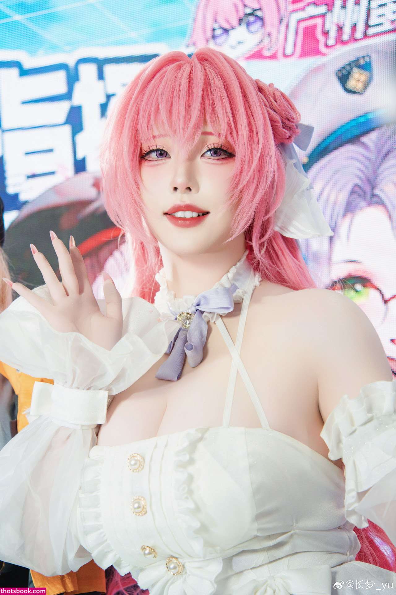 Takomayuyi Photo #112