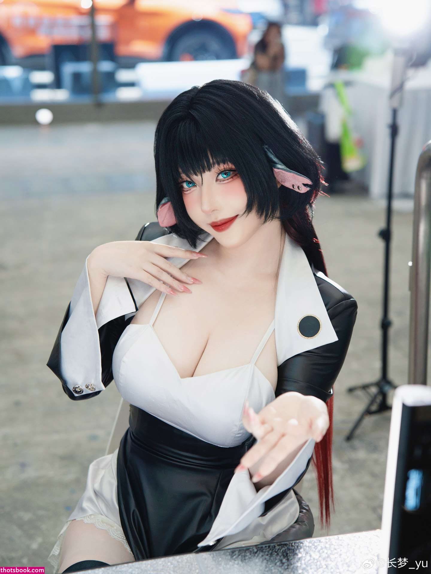 Takomayuyi Photo #115