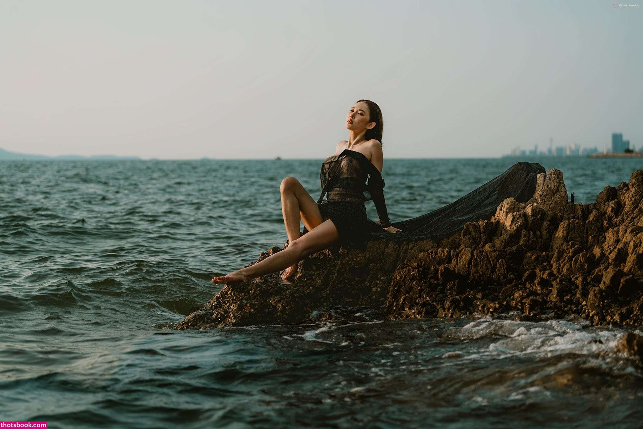 Tharinton Donmuenstri Photo #155