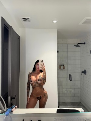 Valerie Cossette Photo #196