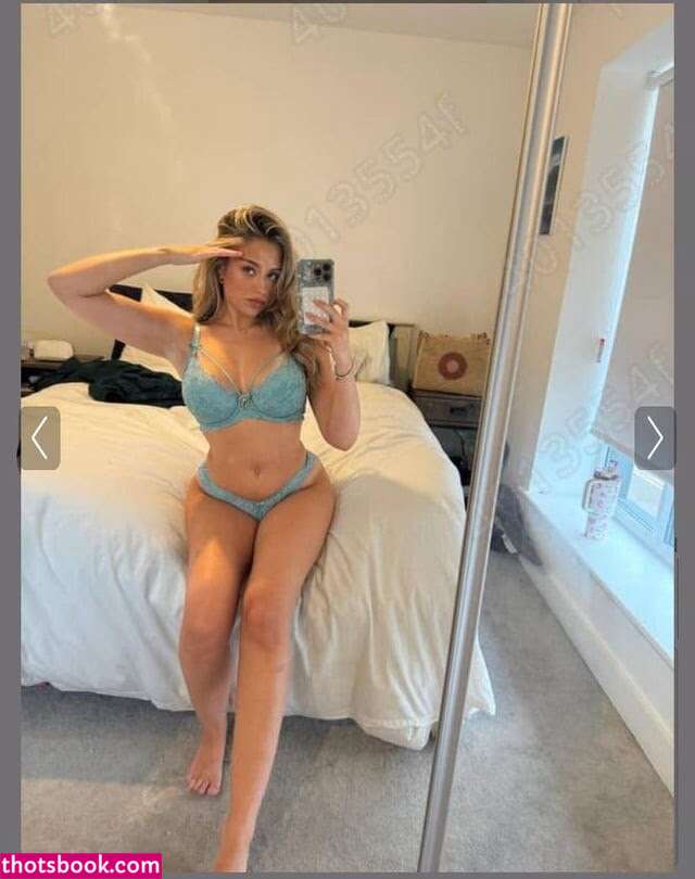 Abby Huxley Photo #59