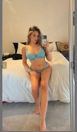 Abby Huxley Photo #63