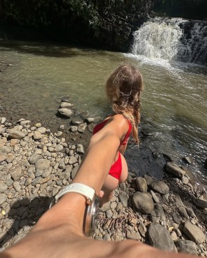 Lauren Johnson Photo #54