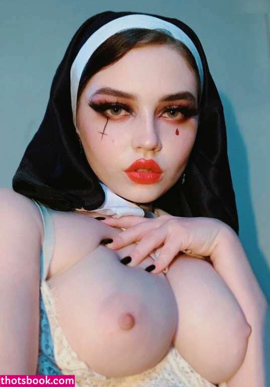 Queennephilim Photo #192