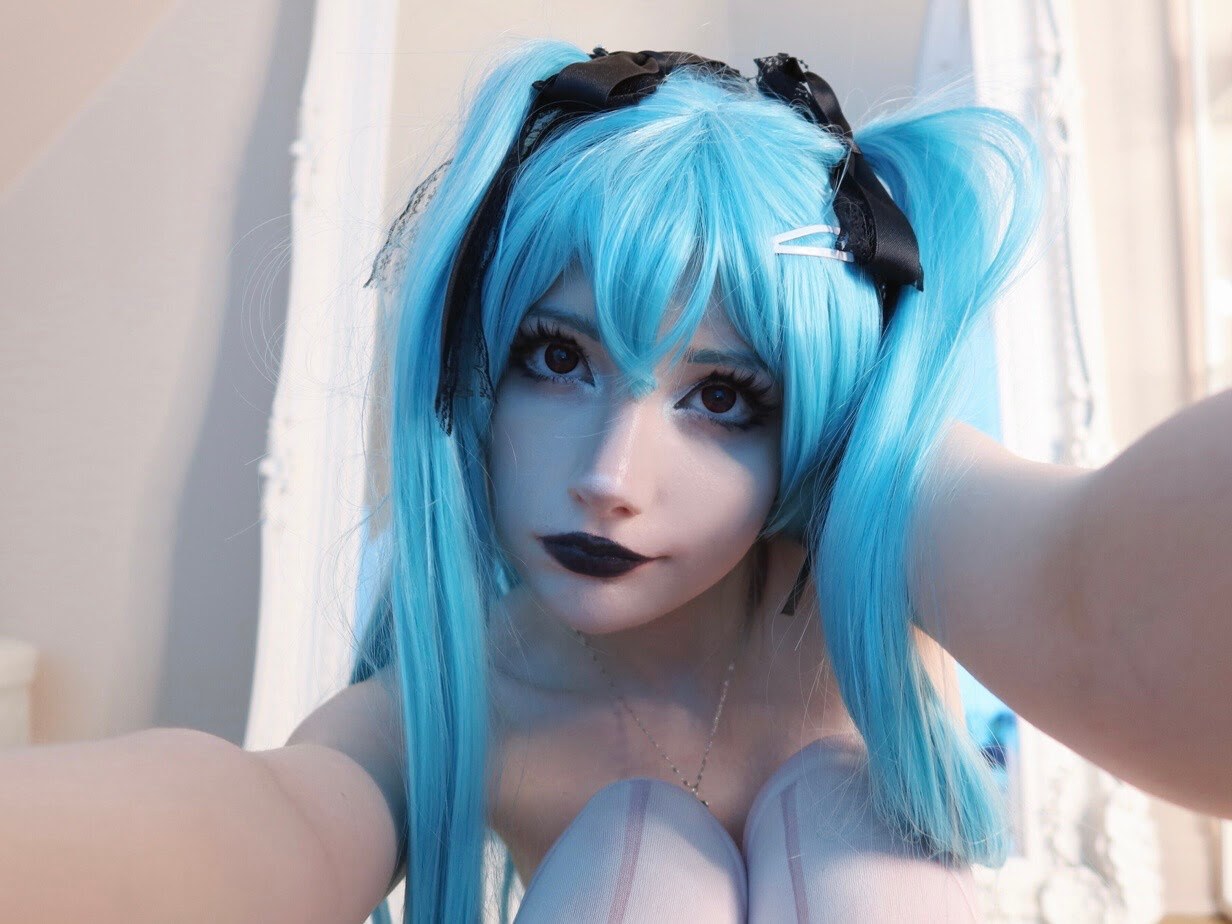 Rynkerbelle Photo #802