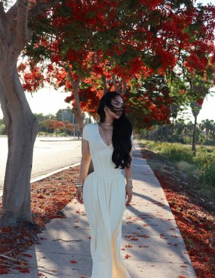 Estefania Lopez Perez Photo #2