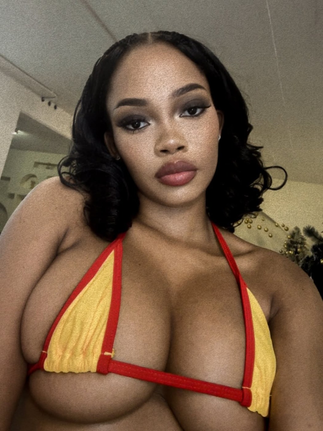 Azanian Doll Photo #45