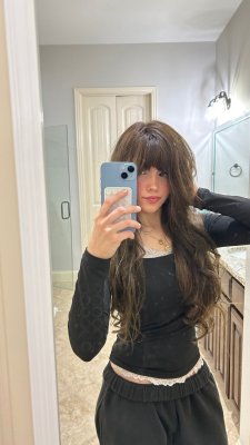 emmyuh Photo #2