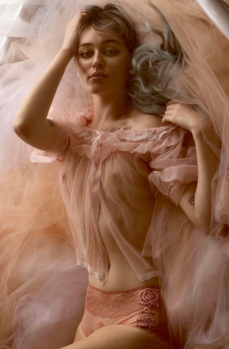 Bridesque Photo #12