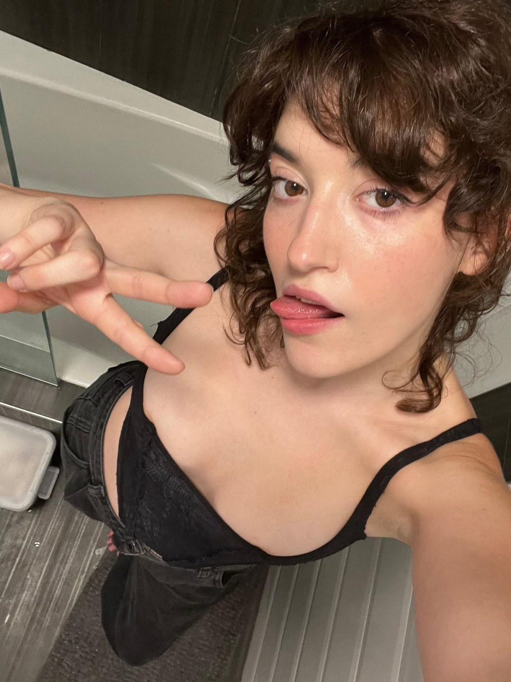 Rachel Yara Photo #16