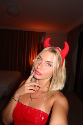 Lia Engel Photo #167