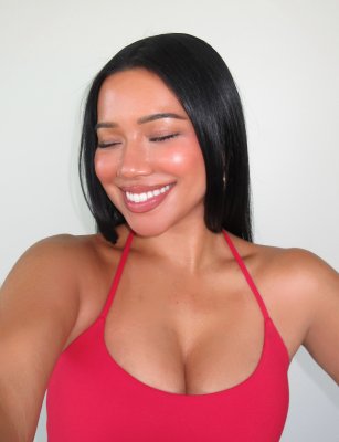 Julia Kelly