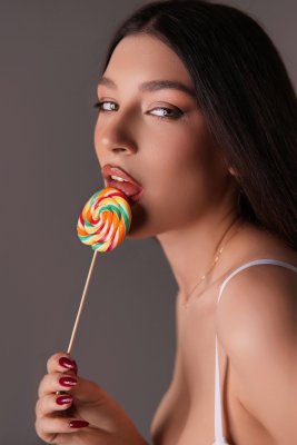 EvaWarenn Photo #6